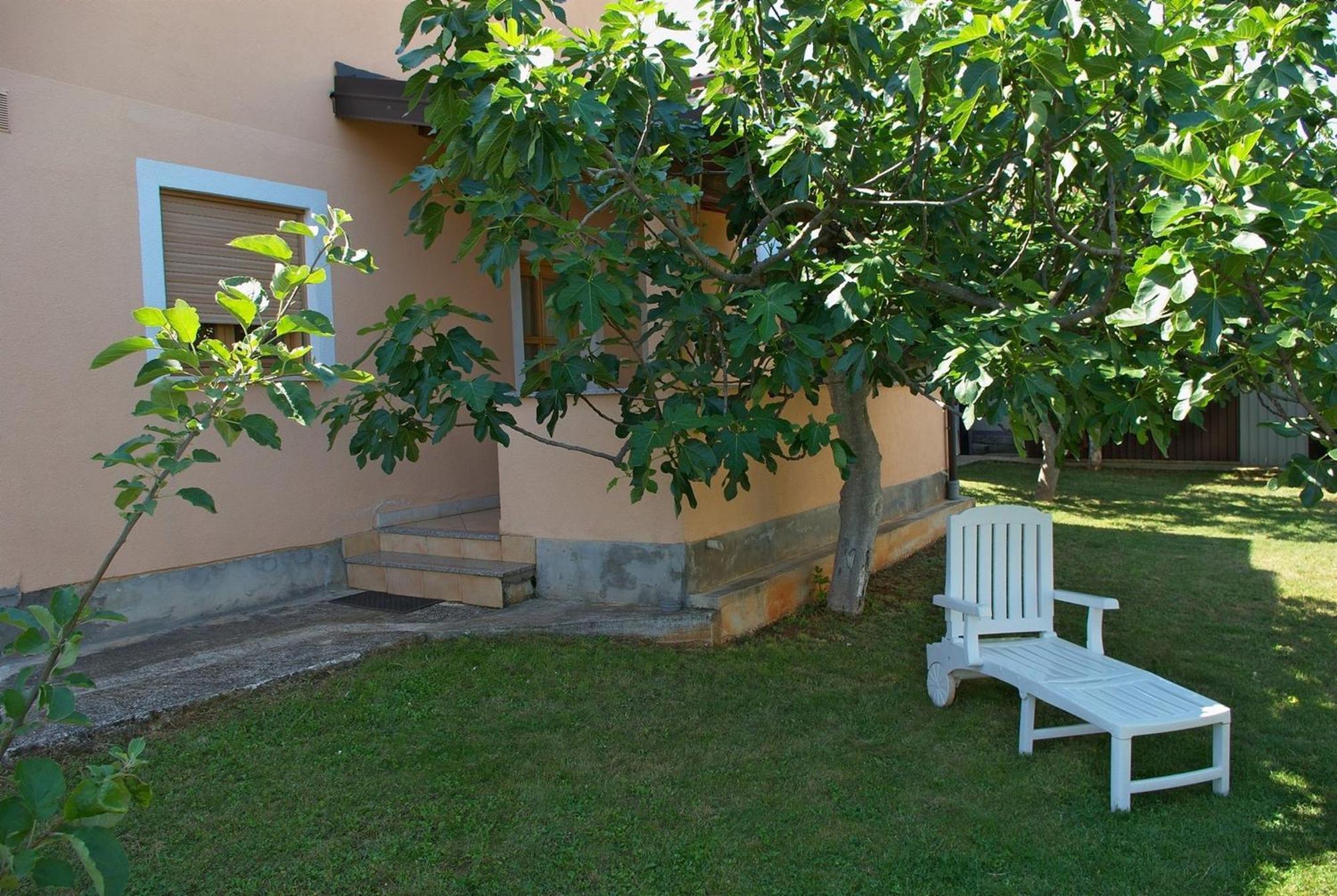 Apartments & Rooms Barbara Umag Exterior photo